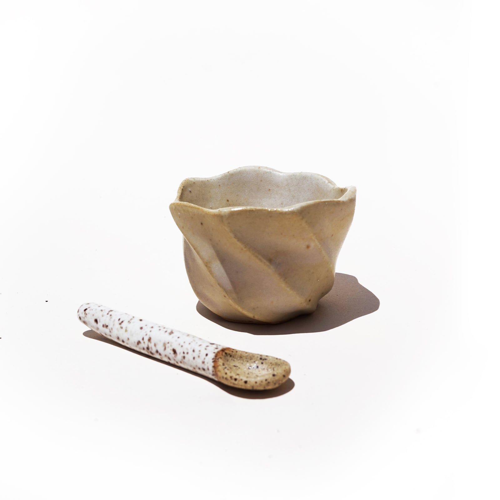 Limited Edition Artisan Series | Handcrafted Ceramic Vessel by Zoe Dering + DIY Yogurt Cleanse Recipe