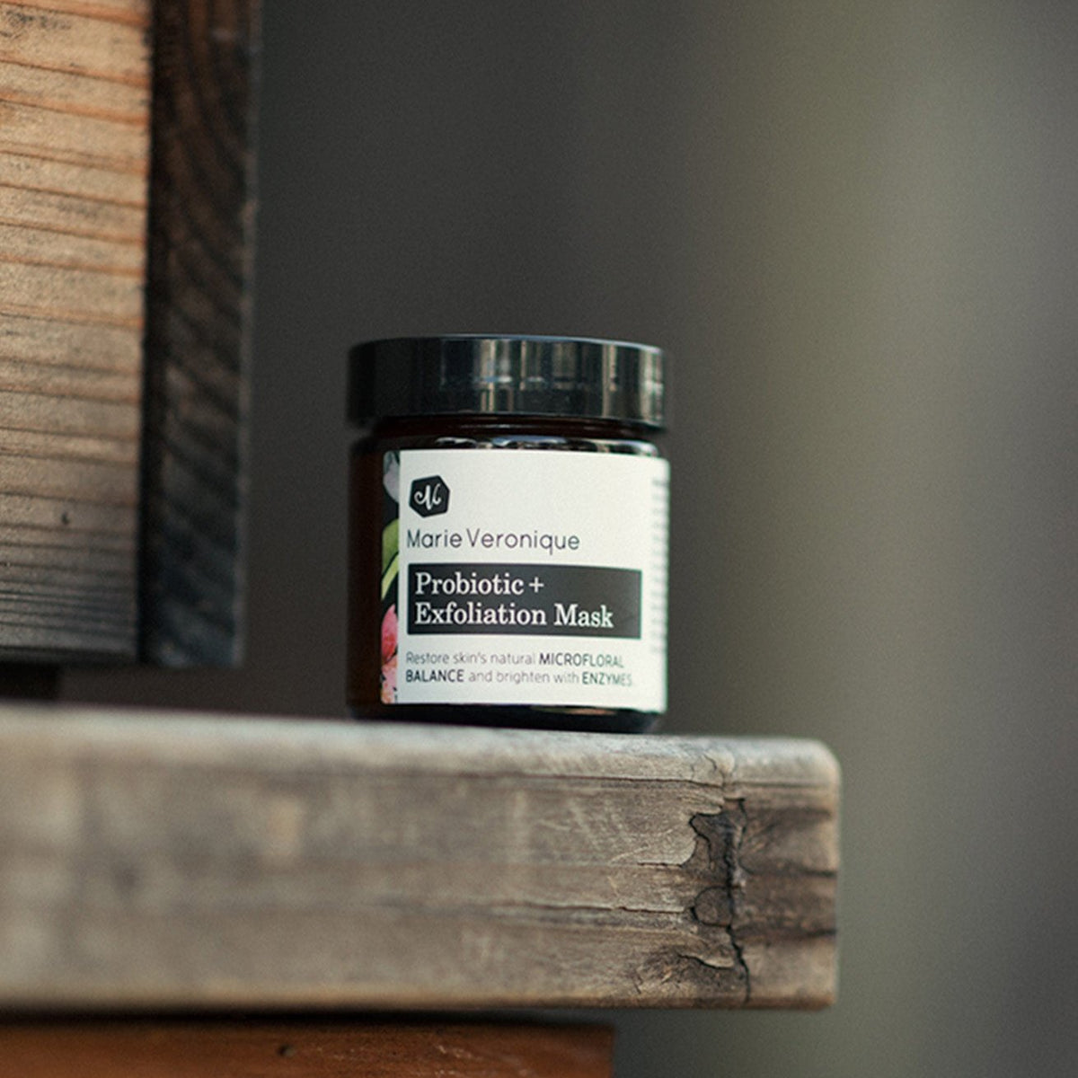 Marie Veronique Probiotic + Exfoliation Mask Restore skin’s natural MICROFLORAL BALANCE and brighten with ENZYMES. Microbiome-friendly